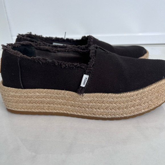 TOMS Valencia Canvas Platform Espradilles - Picture 6 of 10